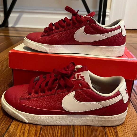 Nike Shoes - Nike Blazer Low PRM